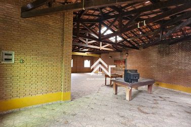 Ch&aacute;cara &agrave; venda - 800m&sup2; - Jardim Maracan&atilde;