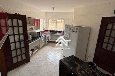 Casa &agrave; venda - 243m&sup2; - Vila Junqueira