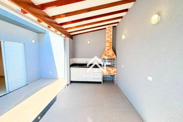 Casa &agrave; venda - 116m&sup2; - Residencial Jardins da Catalunha