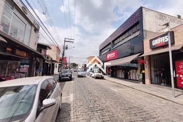 Sal&atilde;o Comercial para alugar - 224m&sup2; - Centro