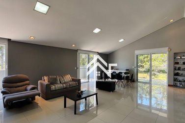 Casa &agrave; venda - 750m&sup2; - Condominio Porto Atibaia