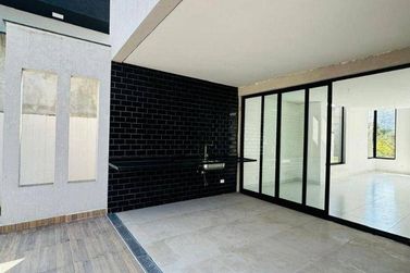 Sobrado &agrave; venda - 228m&sup2; - Buona Vita