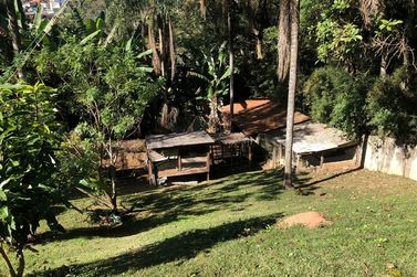 S&iacute;tio &agrave; venda - TERRA PRETA