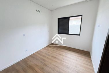Casa &agrave; venda - 230m&sup2; - Condom&iacute;nio Residencial Shamballa III