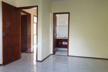 Casa &agrave; venda - 300m&sup2; - CIDADE SAT&Eacute;LITE