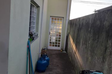 Casa &agrave; venda - 180m&sup2; - JARDIM CEREJEIRAS