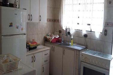 Casa &agrave; venda - 220m&sup2; - Vila dos Netos
