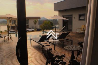 Casa &agrave; venda - 250m&sup2; - Bairro Canedos