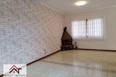 Casa para alugar - 184m&sup2; - Jardim Jaragu&aacute;