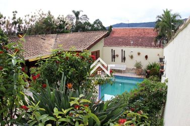 Casa &agrave; venda - 401m&sup2; - Vila Petr&oacute;polis