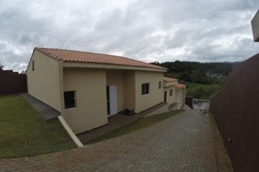 Casa &agrave; venda - 165m&sup2; - Jardim Est&acirc;ncia Brasil