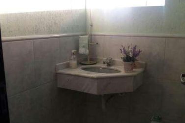 Casa &agrave; venda - 250m&sup2; - Jardim do Lago