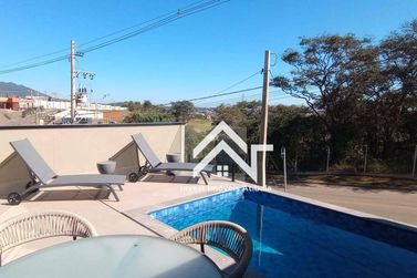 Casa &agrave; venda - 201m&sup2; - Elementum Residencial Atibaia