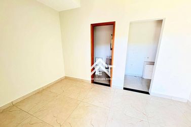 Casa &agrave; venda - 126m&sup2; - Nova Cerejeiras