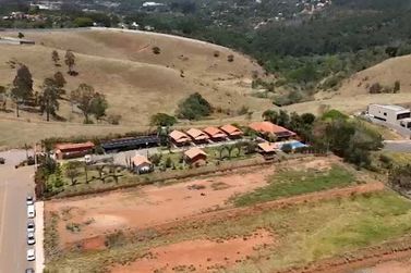 Terreno &agrave; venda - 3007m&sup2; - Loteamento Parque Serras de Atibaia I