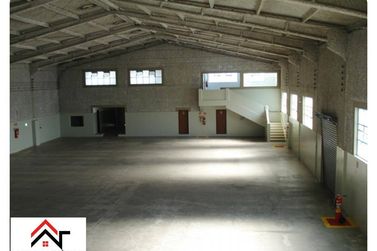 Sal&atilde;o Comercial para alugar - 1130m&sup2; - Ribeir&atilde;o dos Porcos
