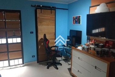 Casa para alugar - 640m&sup2; - Nova Gard&ecirc;nia