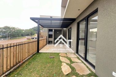 Casa &agrave; venda - 137m&sup2; - Condom&iacute;nio La Reserva II