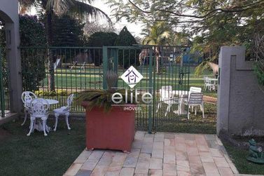 Ch&aacute;cara &agrave; venda - 868m&sup2; - VILA PETROPOLIS