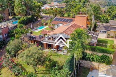 Casa &agrave; venda - 355m&sup2; - Condominio Est&acirc;ncia Parque de Atibaia