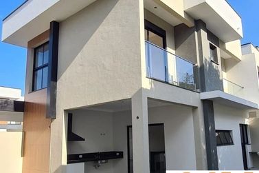 Casa &agrave; venda - 164m&sup2; - Vila Giglio