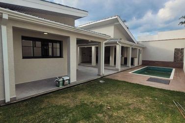 Casa &agrave; venda - 342m&sup2; - Nova Gard&ecirc;nia