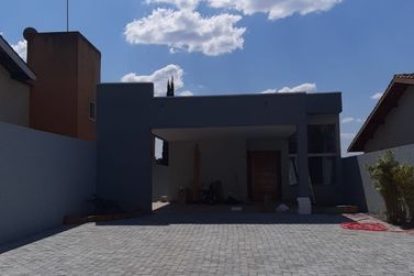 Casa &agrave; venda - 424m&sup2; - VILA ESPERIA OU GIGLIO