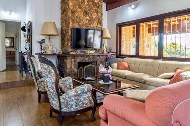 Casa &agrave; venda - 276m&sup2; - Nova Gard&ecirc;nia