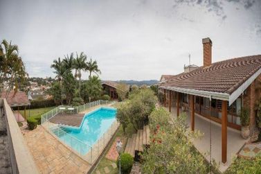 Casa &agrave; venda - 2430m&sup2; - Jardim Itaperi