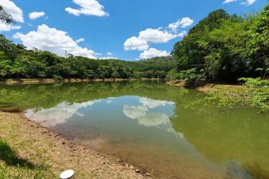 Terreno &agrave; venda - 800m&sup2; - CONDOM&Iacute;NIO PORTO ATIBAIA