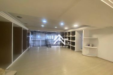 Sal&atilde;o Comercial para alugar - 750m&sup2; - Recreio Estoril