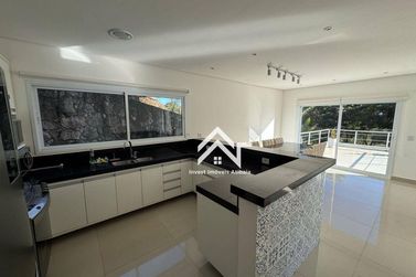 Casa para alugar - 300m&sup2; - Condominio Porto Atibaia