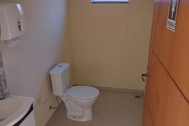Sala Comercial para alugar - 75m&sup2; - JARDIM ALVIN&Oacute;POLIS