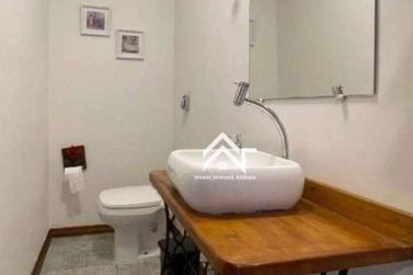 Casa para alugar - 275m&sup2; - Cidade Sat&eacute;lite