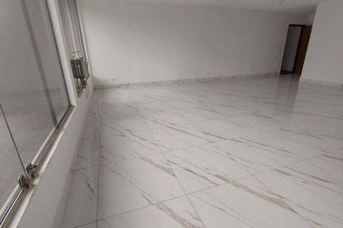 Sal&atilde;o Comercial para alugar - 57m&sup2; - Centro