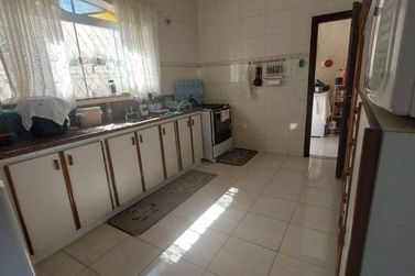 Casa &agrave; venda - 254m&sup2; - Nova Gard&ecirc;nia