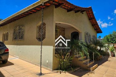 Casa &agrave; venda - 221m&sup2; - Jardim Shangri-L&aacute;