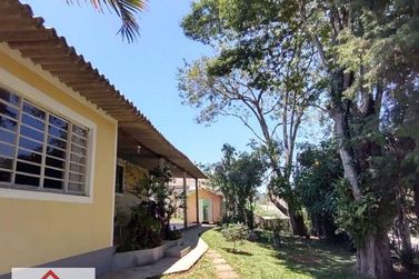 Ch&aacute;cara &agrave; venda - 750m&sup2; - Vila Santa Helena