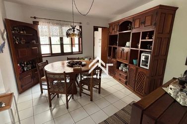 Casa &agrave; venda - 228m&sup2; - Jardim Paulista