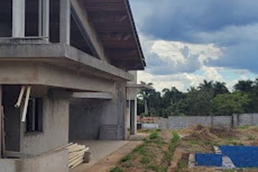 Casa &agrave; venda - 284m&sup2; - Itapetinga