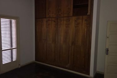 Casa para alugar - CENTRO