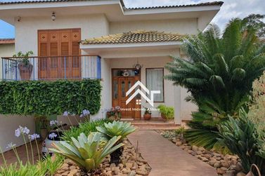 Casa &agrave; venda - 250m&sup2; - Jardim Paulista