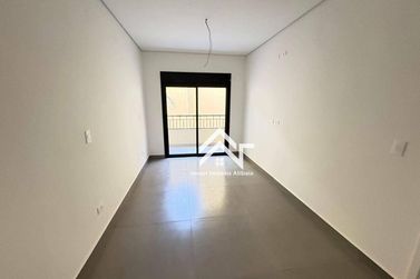 Apartamento para alugar - 77m&sup2; - Nova Gard&ecirc;nia