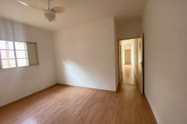 Casa &agrave; venda - ATIBAIA JARDIM