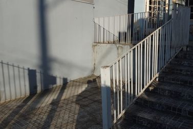 Casa &agrave; venda - CENTRO
