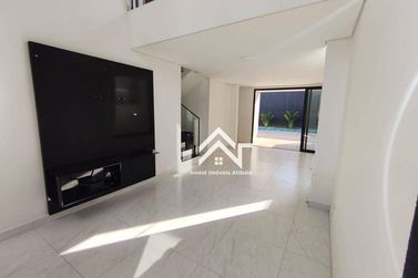Casa para alugar - 228m&sup2; - Rio Abaixo