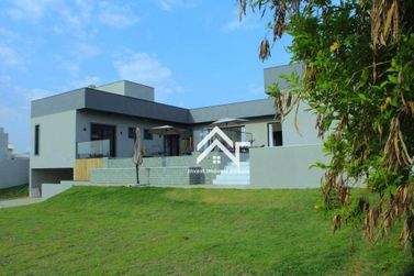 Casa &agrave; venda - 250m&sup2; - Bairro Canedos