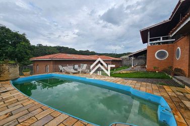 Ch&aacute;cara &agrave; venda - 800m&sup2; - Jardim Maracan&atilde;