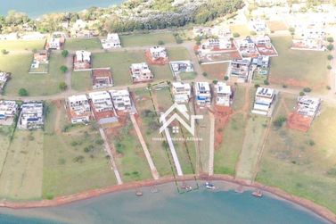 Terreno &agrave; venda - 1135m&sup2; - Bairro Canedos