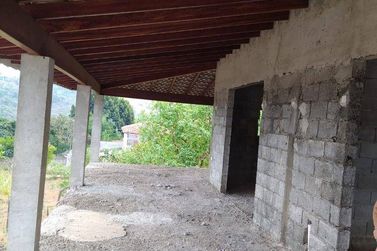 Ch&aacute;cara &agrave; venda - 1000m&sup2; - Tanque